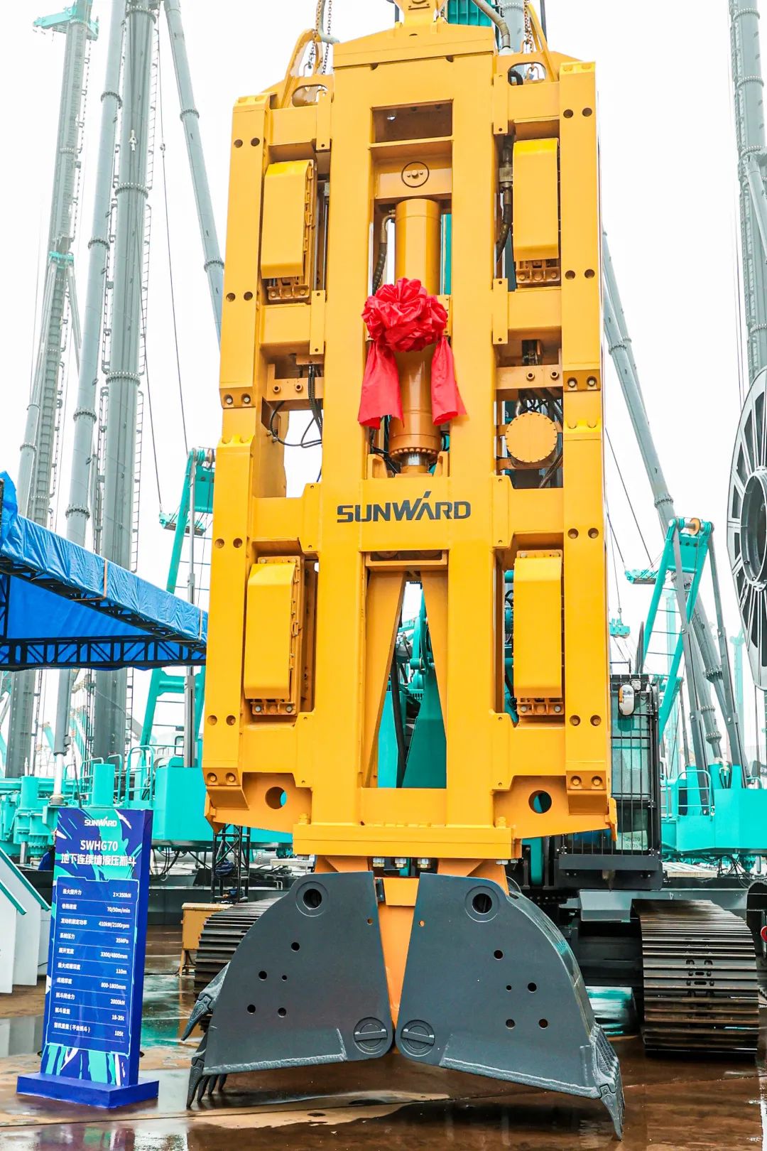 打造“明星产品”!地下连续墙液压抓斗成功发布