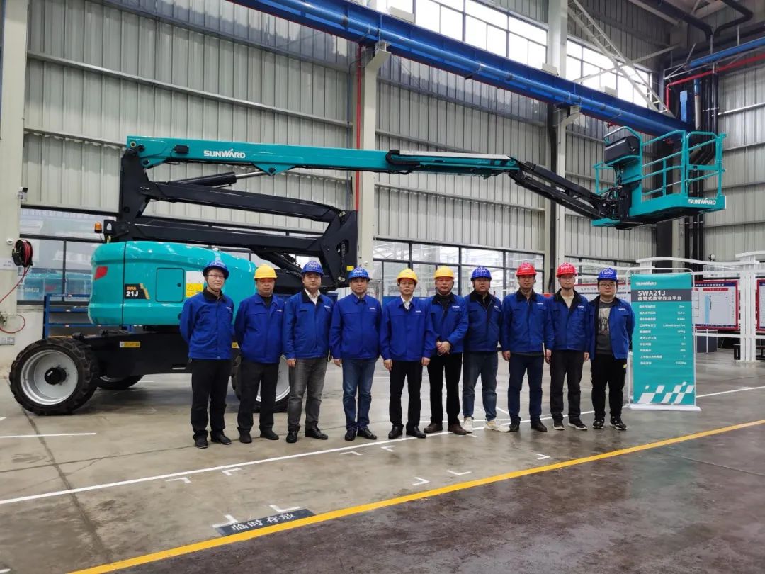 行业同级别产品之最!又一款曲臂式高空作业平台成功下线