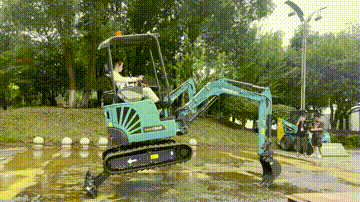 “太绝了!”代表长沙精彩亮相湖南省第一届职业技能大赛绝技绝活展演