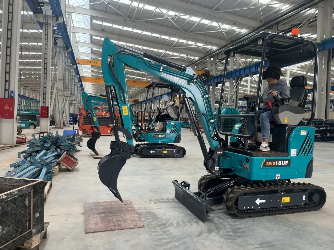 “太绝了!”代表长沙精彩亮相湖南省第一届职业技能大赛绝技绝活展演