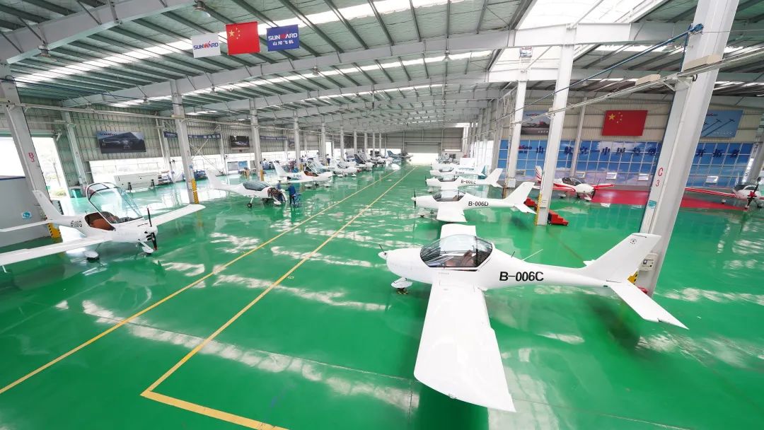 23个月交付100架!山河航空第 199、200 架阿若拉飞机顺利下线交付