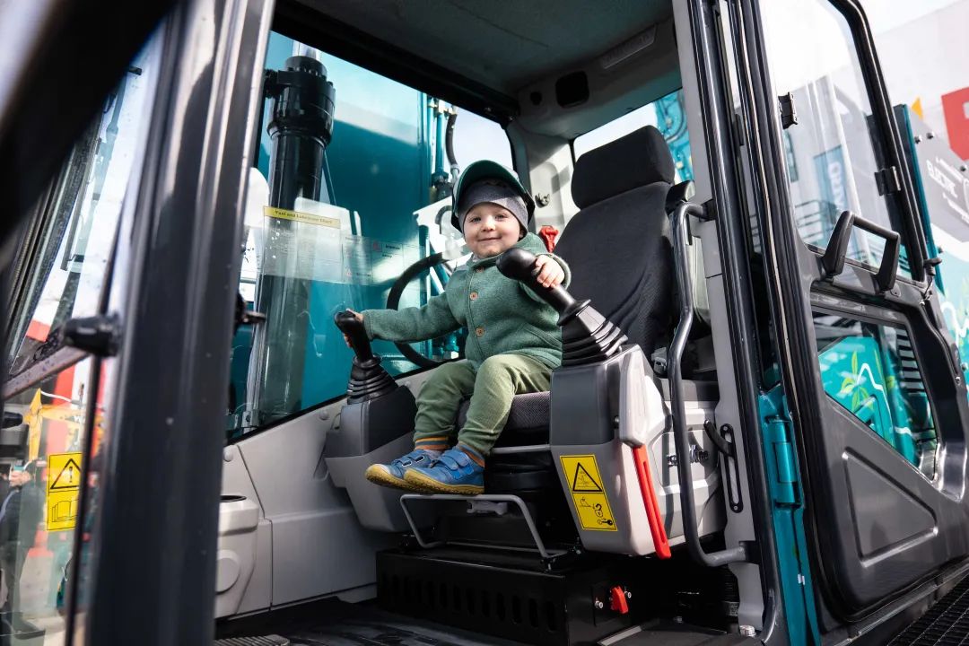 Bauma 2022 | 一组火热现场图带您重温德国宝马展之旅