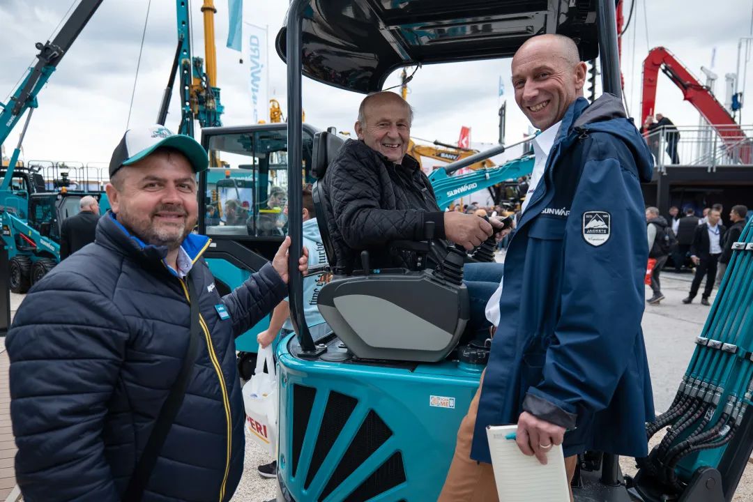 Bauma 2022 | 一组火热现场图带您重温德国宝马展之旅