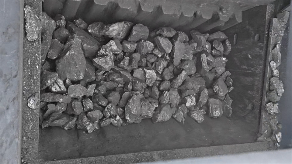 不惧-30℃极寒挑战,山河普石勒破碎筛分设备稳定运行!