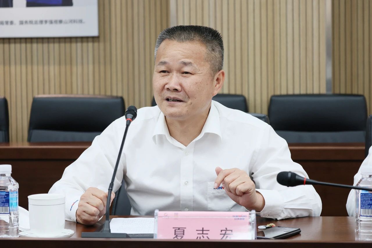 天能控股集团党委书记、董事长张天任率队到访