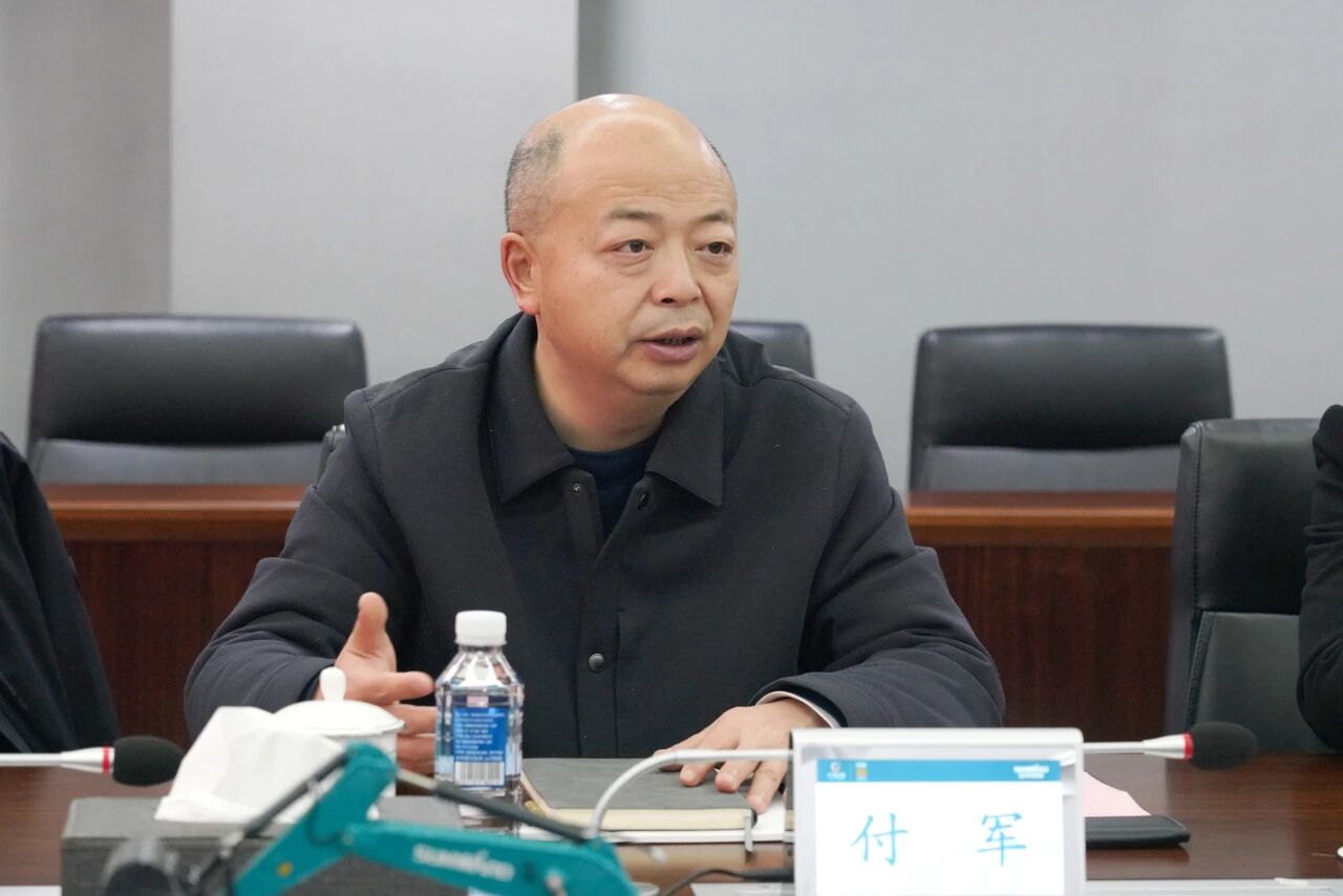 数智化现场混装铵油炸药车下线!与易普力携手共筑智能矿山新篇章