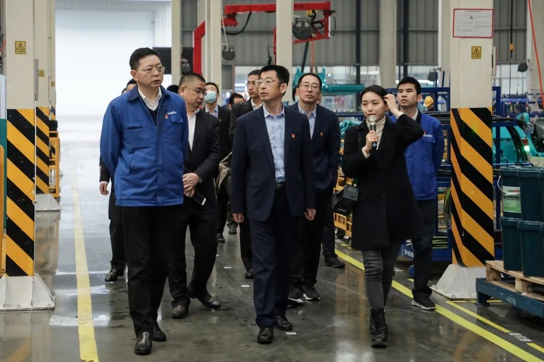 以党建促业务，以业务强党建——青岛西海岸公用事业集团考察