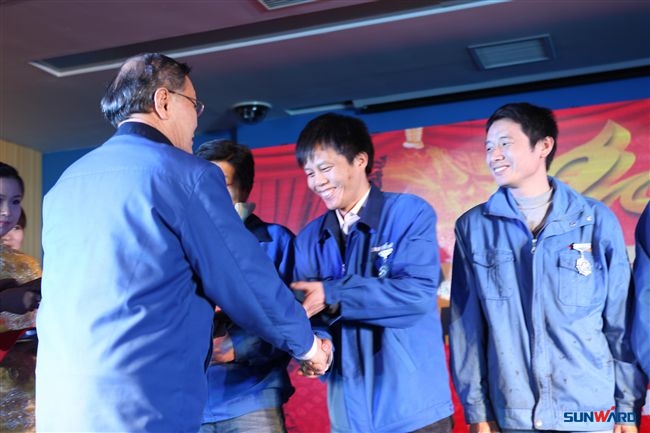 装备集团2013年度经营工作会议暨表彰大会隆重召开