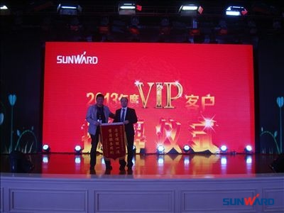 做挖掘机客户的好保姆
