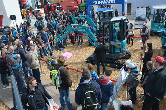 高端市场展风采