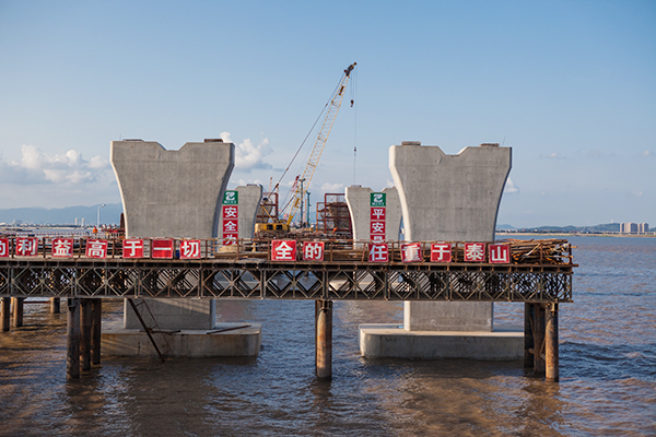 入海深110米！旋挖钻机助建飞云江特大桥