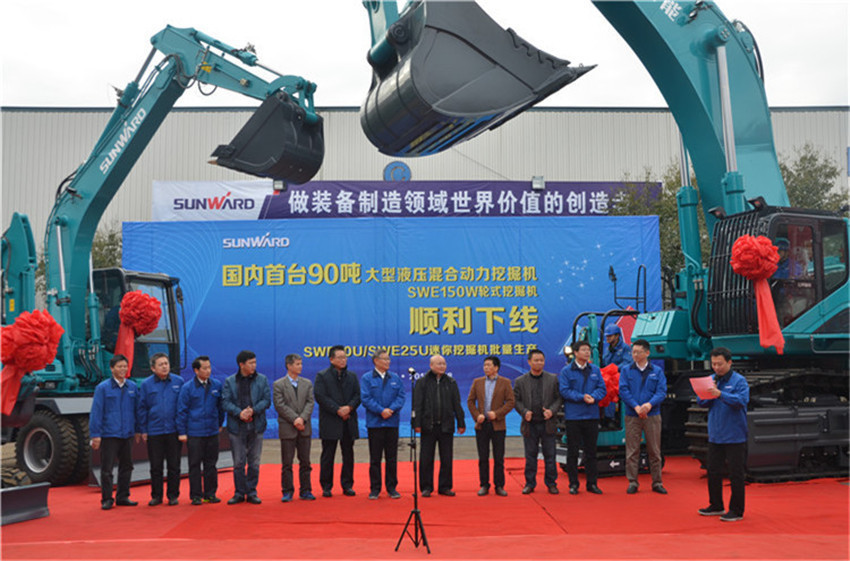 新品下线&精品批量上市：“组合拳”逆势出击