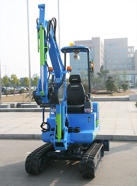 图说怪手环台净滩活动，智绘环保节能