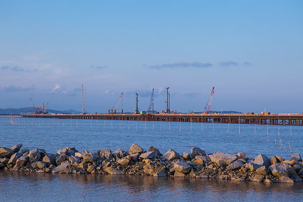 入海深110米！旋挖钻机助建飞云江特大桥