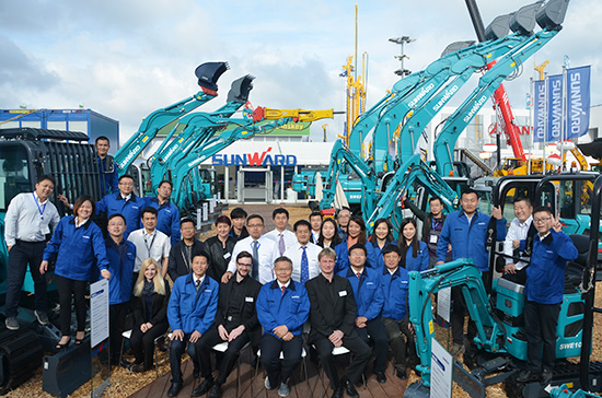 高端市场展风采