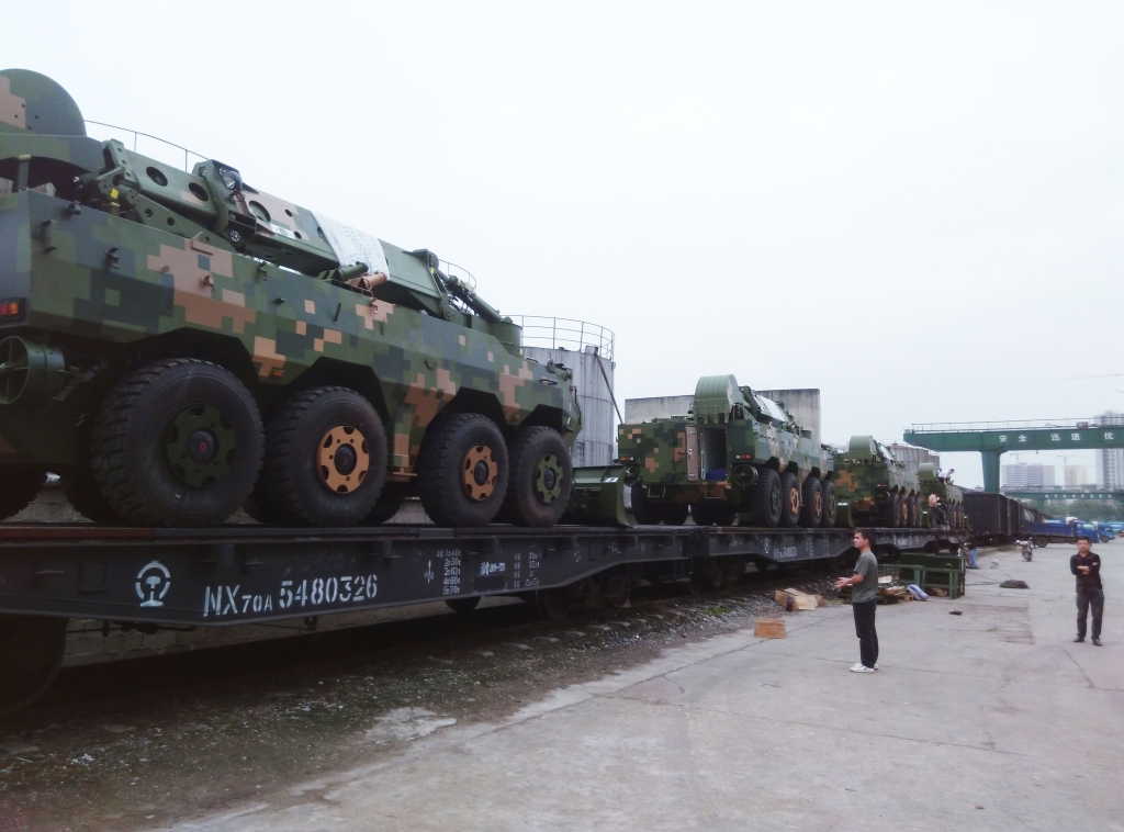 SW2105工程车顺利交付部队