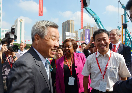 到“海博会”邂逅“两挖”精品