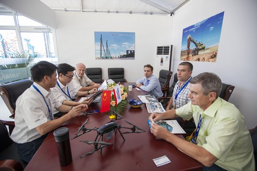 酷帅曾大虾，一大波美图带你亲临北京BICES展