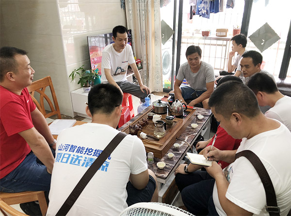 “清凉”送到客户手中，为售后服务活动打CAII