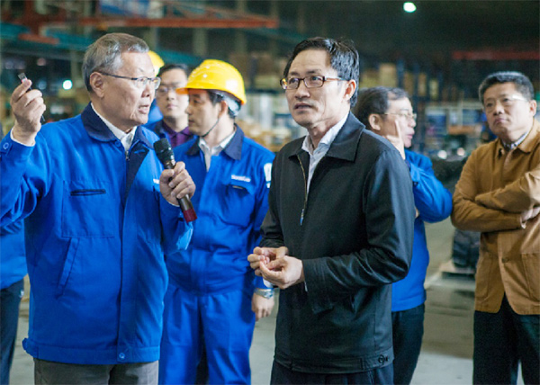 科技部副部长李萌考察调研