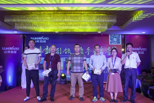 酷帅曾大虾，一大波美图带你亲临北京BICES展