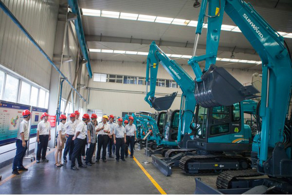 商务部合作司刘民强副司长一行调研