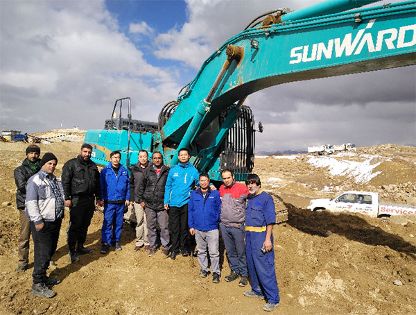 伊朗客户点赞全系列液压挖掘机