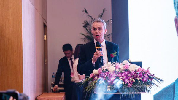 首日签单2.6亿元，创新产品引爆上海宝马展