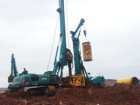 喜讯！SWRC170自行式全回转全套管钻机获湖南省首台(套)重大技术装备产品奖励！