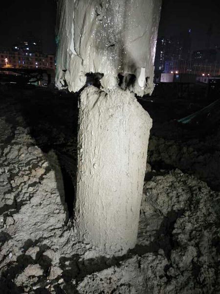 见证奇迹的时刻，旋挖刷新国内旋挖入岩纪录