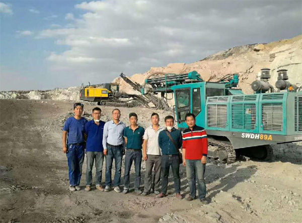 PK国际领先品牌，露天液压钻车再交完美答卷