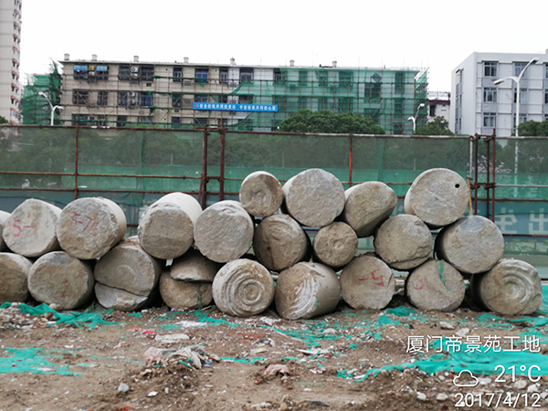 厦门项目再创入岩纪录董事长何清华亲赴一线