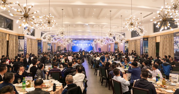 首日签单2.6亿元，创新产品引爆上海宝马展