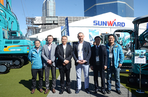 拉展“亮剑” 抢攻欧美高端市场