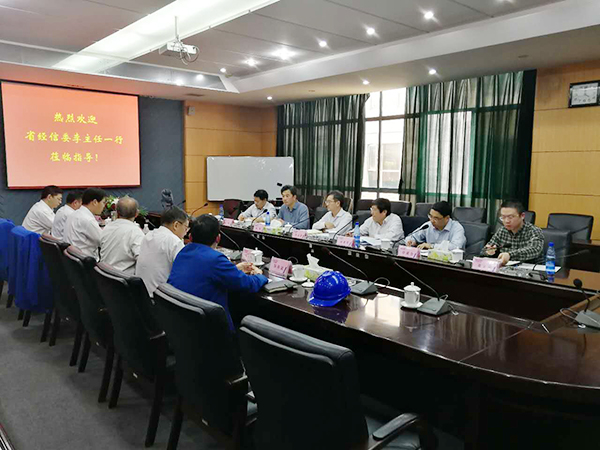 湖南省经信委党组副书记、副主任李志坚到现场办公