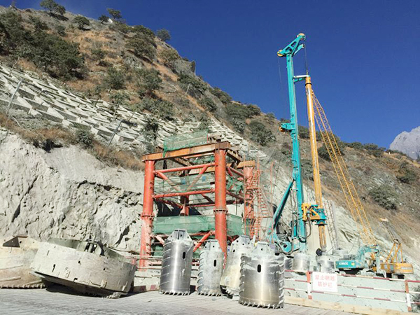 为客户创造价值，董事长元旦为一线服务团队点赞