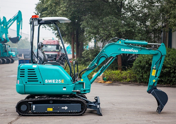 挖掘机家族添新丁啦——零排放低噪音SWE25E电动挖掘机