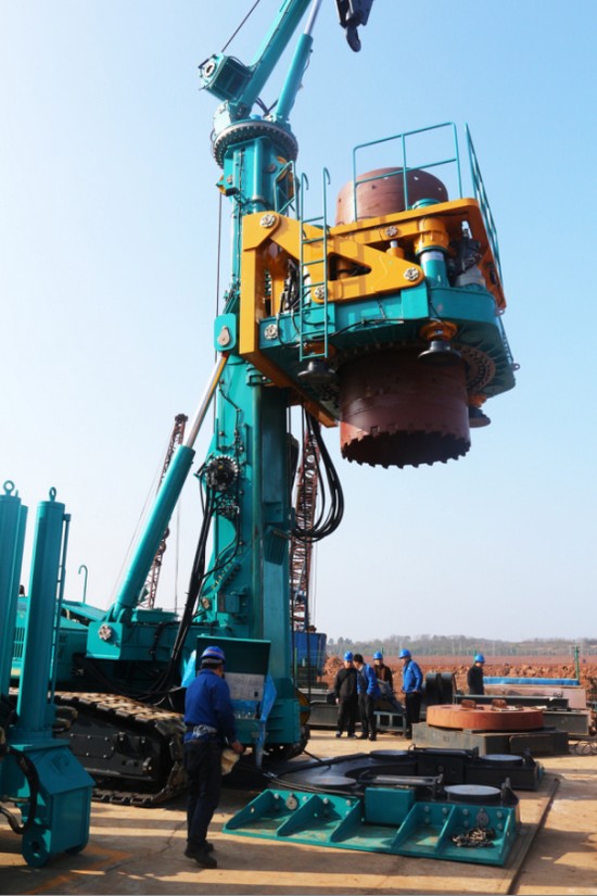 喜讯！SWRC170自行式全回转全套管钻机获湖南省首台(套)重大技术装备产品奖励！