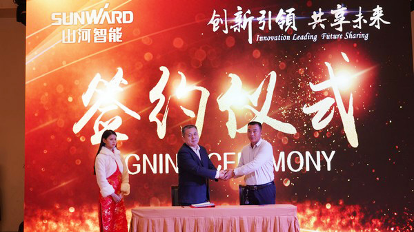 首日签单2.6亿元，创新产品引爆上海宝马展