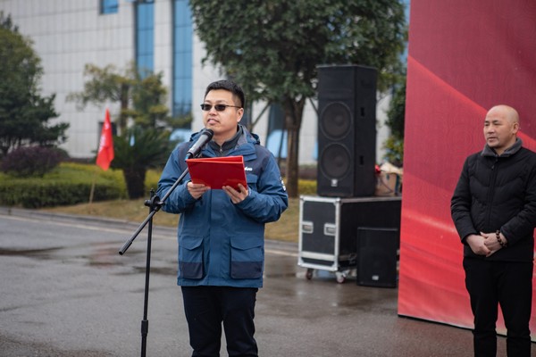 新春开门红！1.2亿订单火爆发车