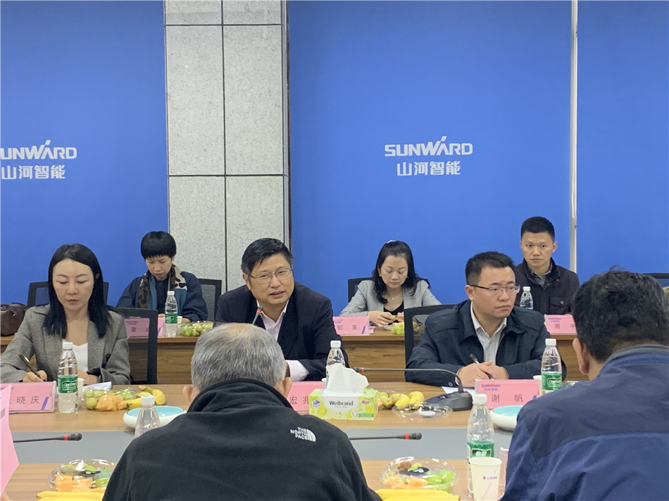 长沙市总工会党组书记周宏兆一行莅临考察调研