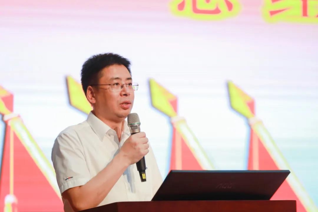 凝心聚力 迎接挑战 共赢山河 ——五届三次“双代会”胜利召开
