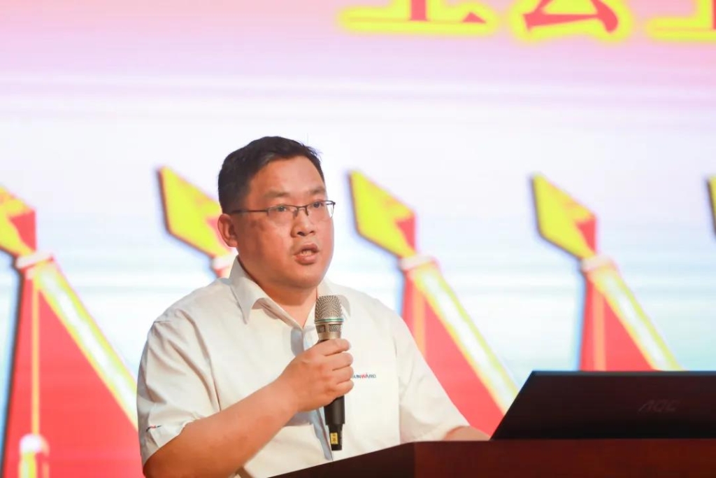 凝心聚力 迎接挑战 共赢山河 ——五届三次“双代会”胜利召开