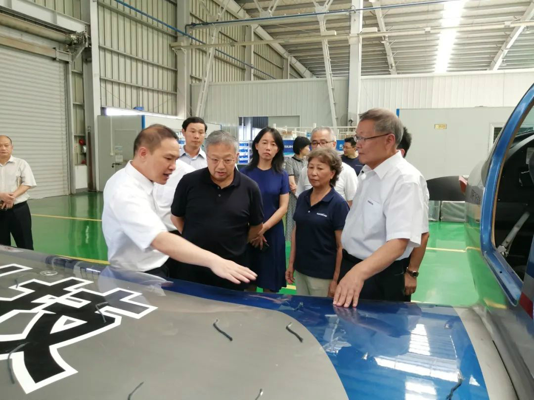 省人大常委会党组副书记、副主任王柯敏调研