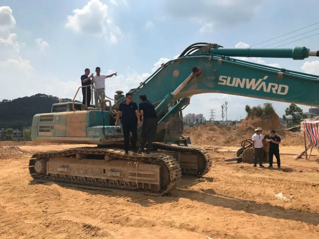 感恩相伴，关爱相随——服务万里行深入广西服务客户