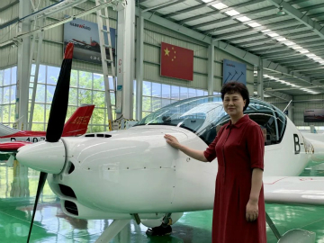 省委常委、统战部部长黄兰香考察调研山河科技