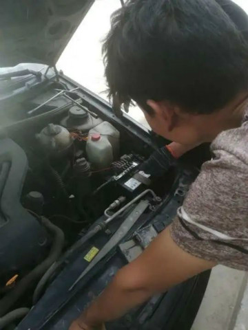 情满山河夏季无忧 ——陕西领创者开启年度巡检服务客户