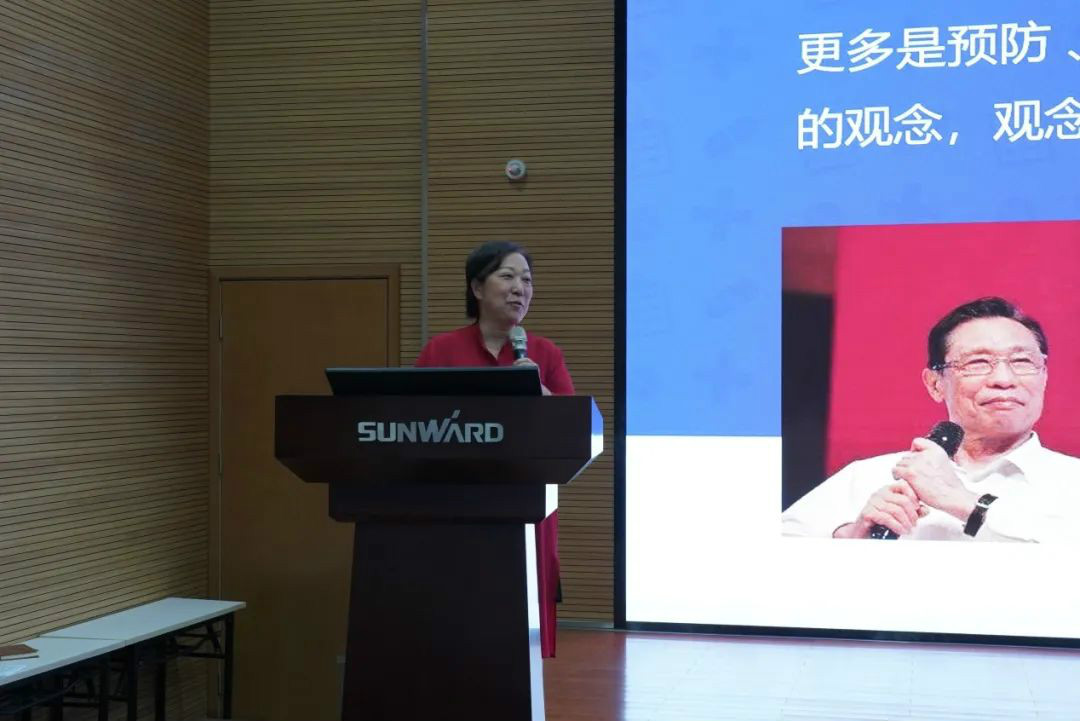 关爱科技工作者健康——健康科普进企业智能