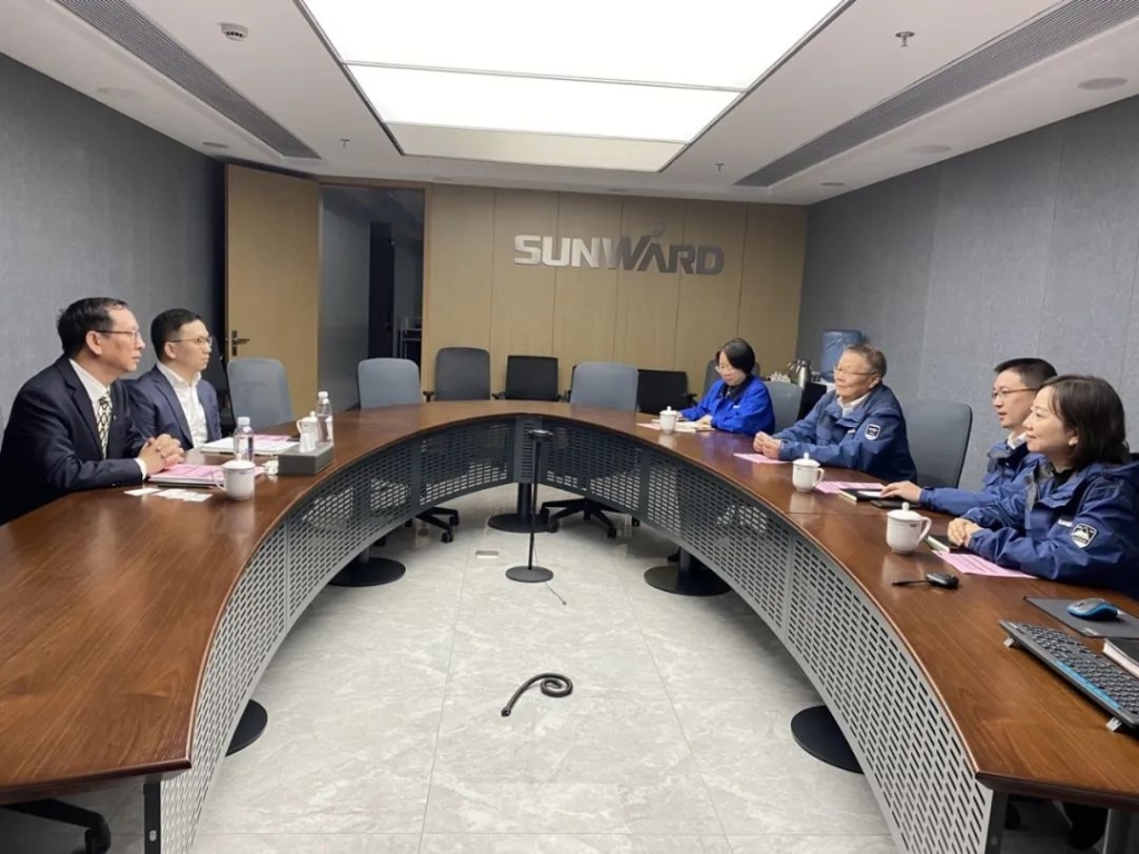 摩根士丹利银行亚洲有限公司批发银行新加坡分行领导考察