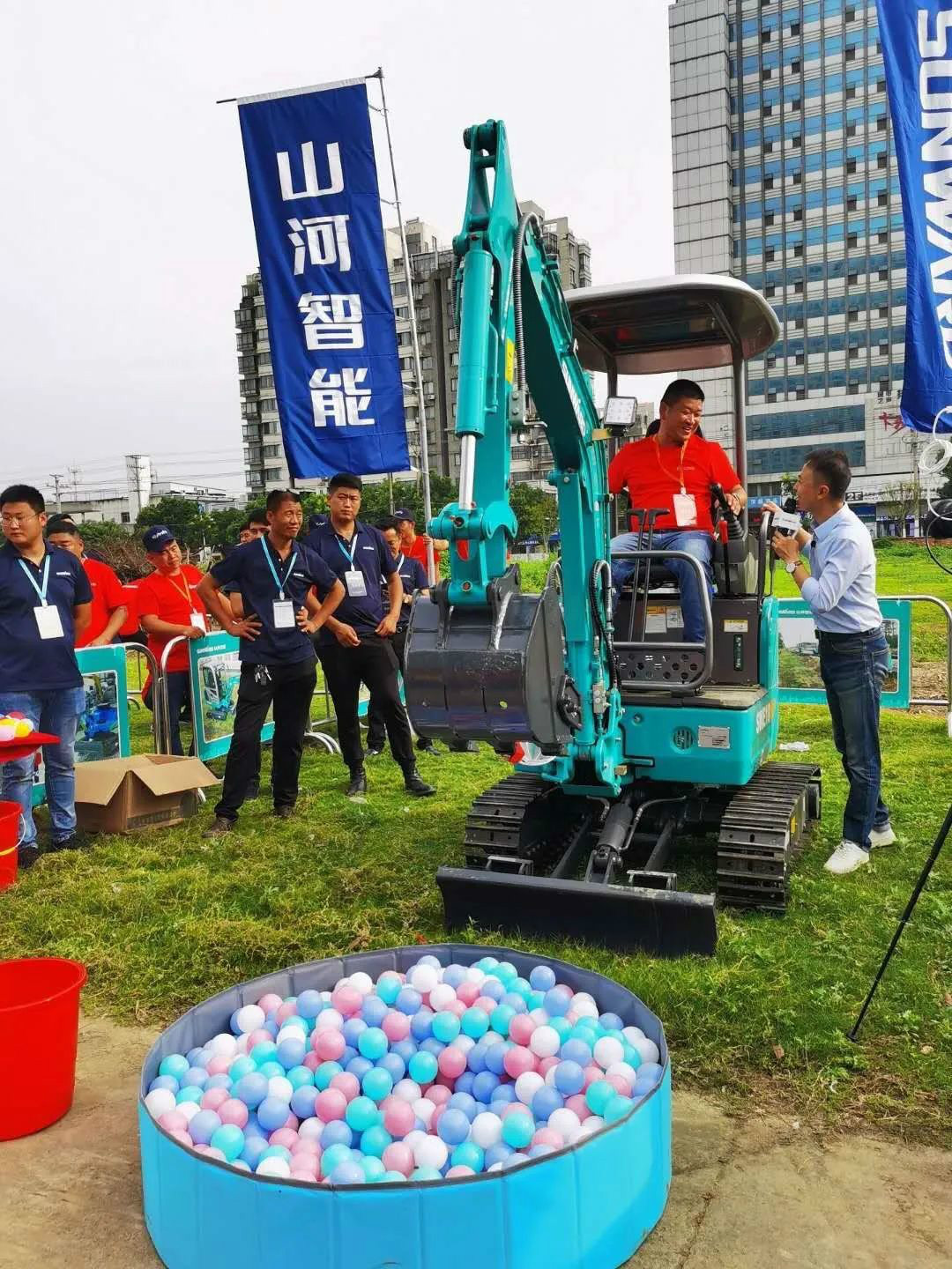 2020全球微挖大会 精品微挖赢得满堂彩